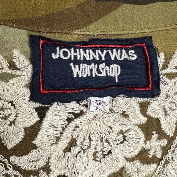 Johnny Was Silk Embroidered Camo Top Size Small - Picture 3 of 11